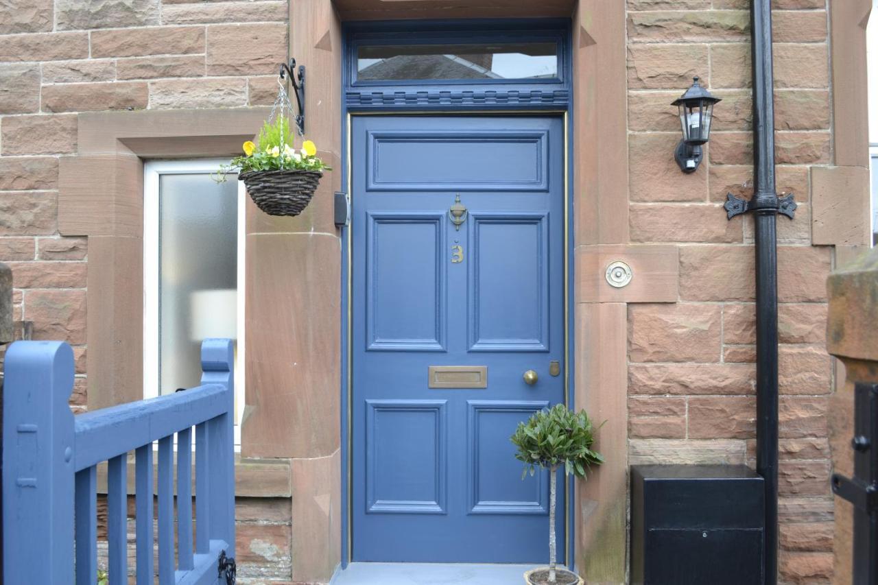 덤프리스 Stunning Period Townhouse With Garden, Walking Distance To Town 빌라 외부 사진