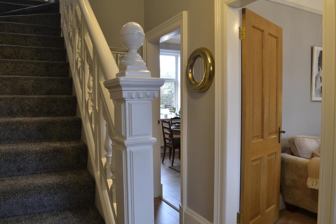 덤프리스 Stunning Period Townhouse With Garden, Walking Distance To Town 빌라 외부 사진